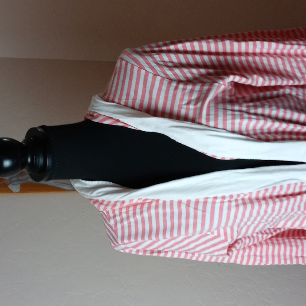 Pure Fiber Hooded Bath Robe - Picture 5 of 7